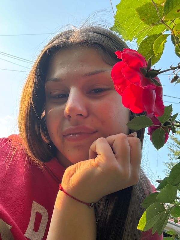 Lazy afternoon outside: flowers, a dog, and golden-hour selfies