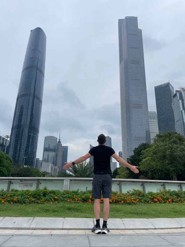 Early morning scenes captured across Tianhe District, Guangzhou