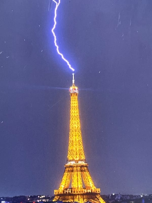 Beer, lightning, and a Transavia departure near Paris