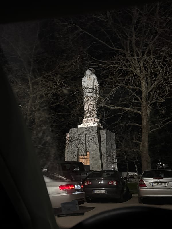 Nighttime photos capture illuminated Holy Mother monument in Haskovo