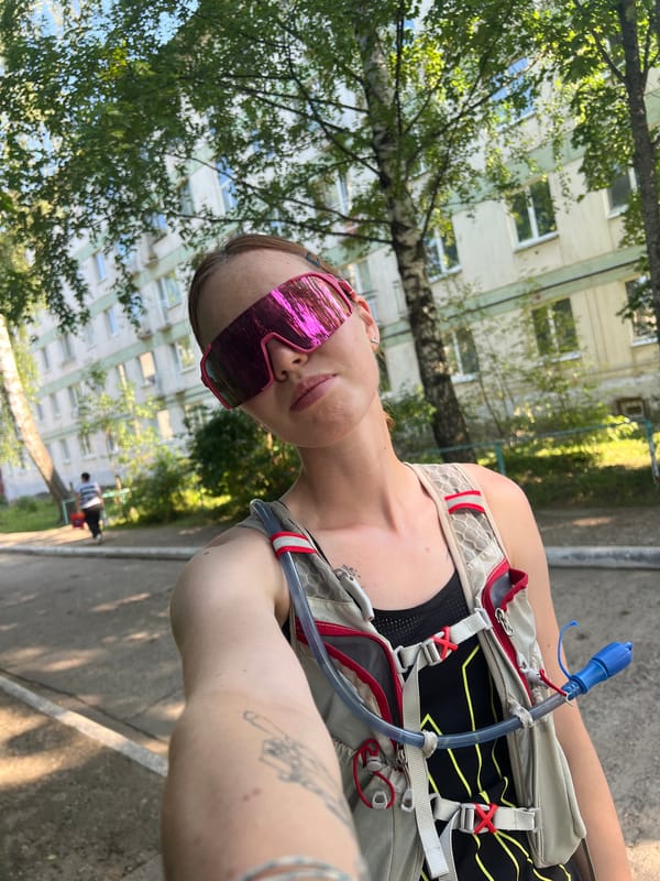 Active summer day in Chaikovsky — running, cats, kids, courtyards