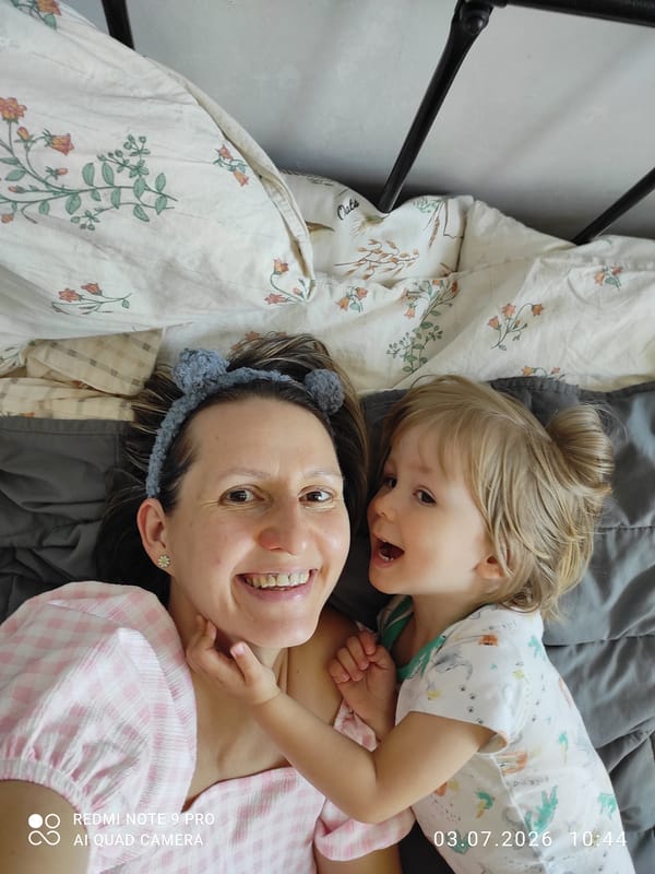Quiet morning in bed, Malyi Bukor