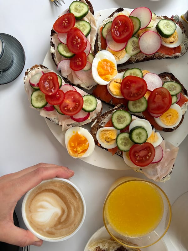 Rye bread breakfast with coffee, Waldgrehweiler