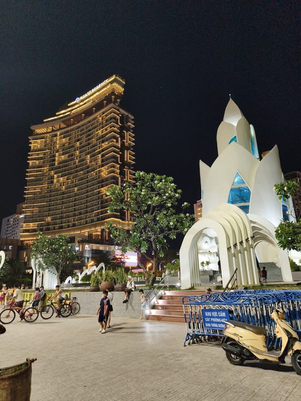 Urban scenes captured across Nha Trang Ward Vietnam