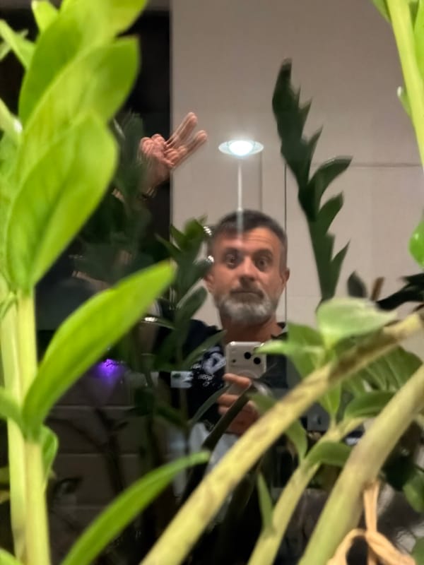 Easter decorations and selfie moments captured in Junglinster