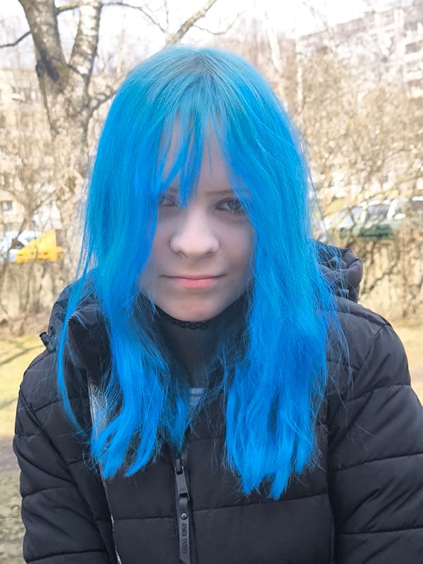 Blue-haired youth in black jacket spotted in Riga