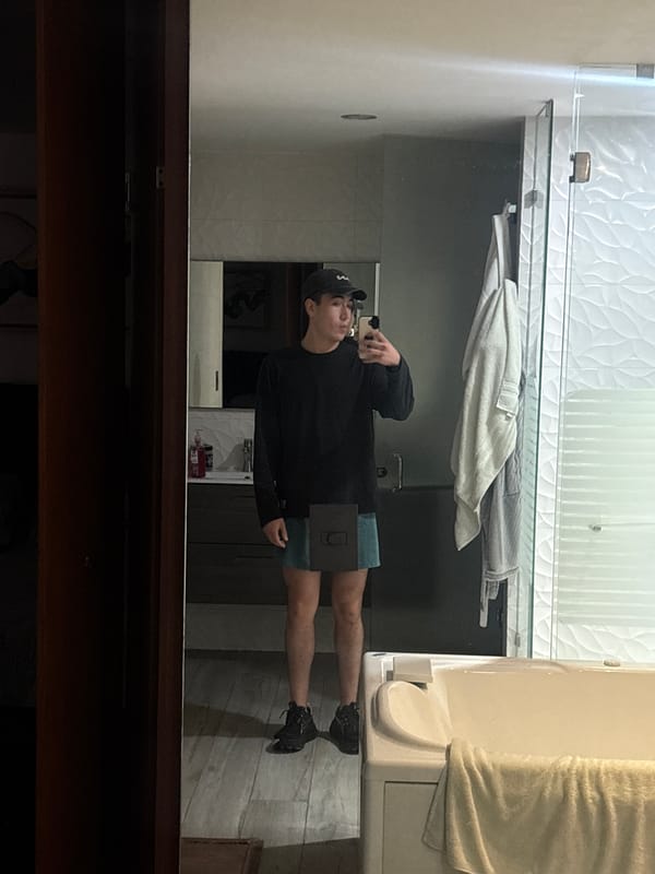 Man takes bathroom selfie in Mexican town