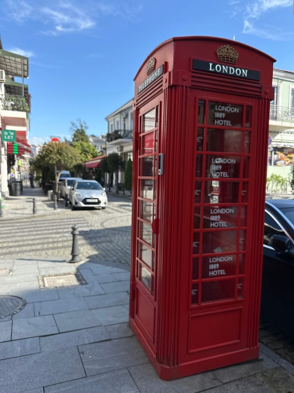 Tourist captures British-themed attractions in Batumi, Georgia