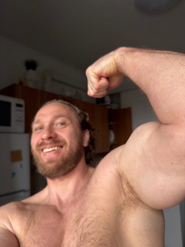Morning fitness and daily moments captured across Saint Petersburg