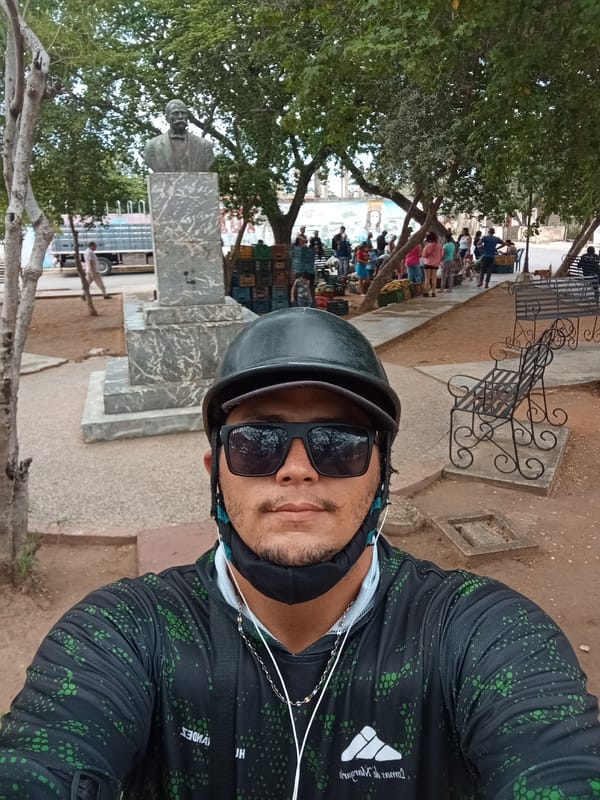 Juan Griego plaza and its General Azugaray monument, explored up close