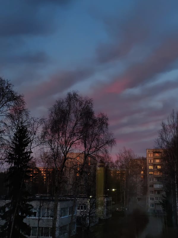 Witness documents evening scenes and selfies in Ust-Ilimsk, Russia