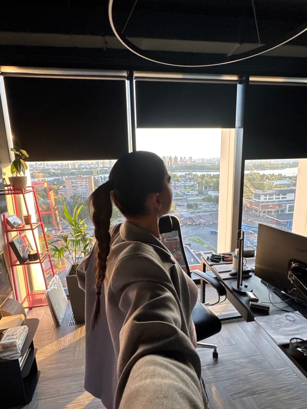 An afternoon together in Khimki, daisies and a sunset view.