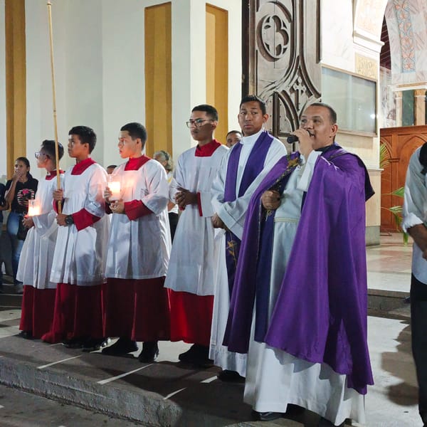 Night churros vendors operate in Tinaquillo Venezuela