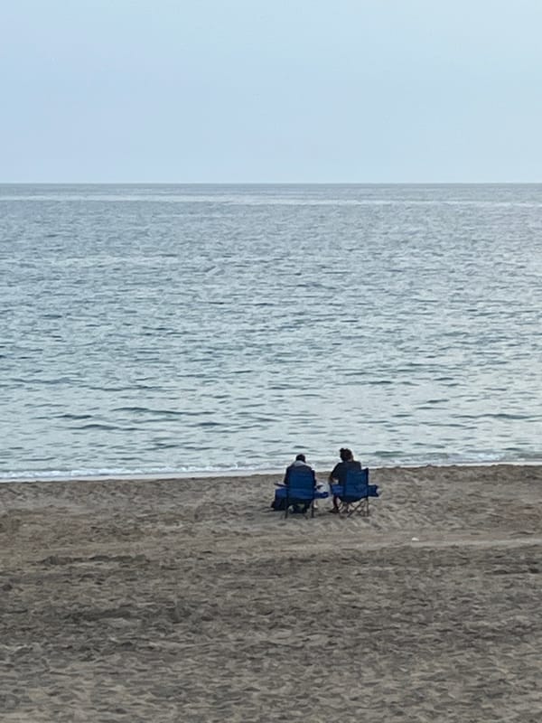 Casual afternoon moments captured across Alanya, Turkey beaches and walkways