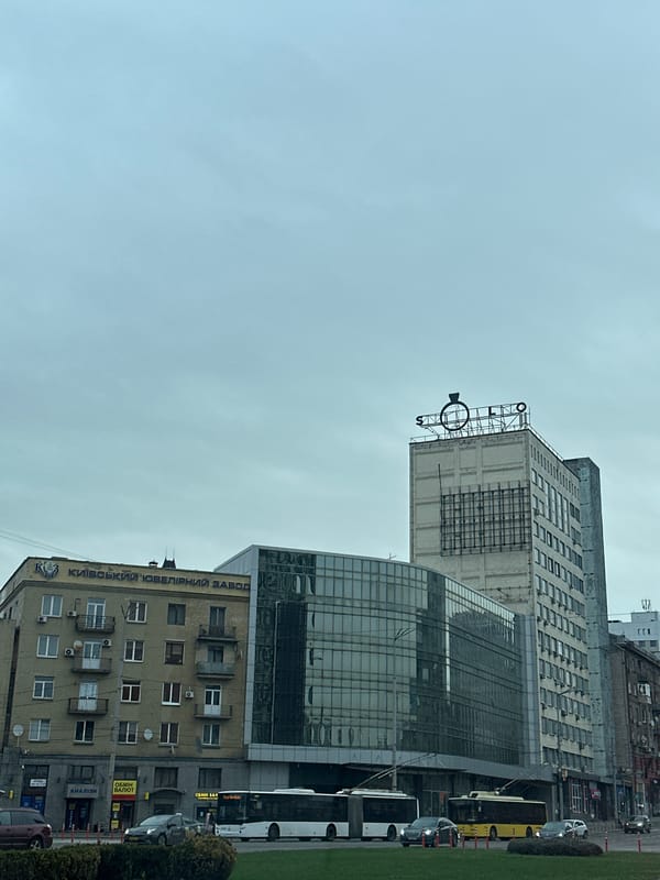 Morning traffic backup observed in central Kyiv