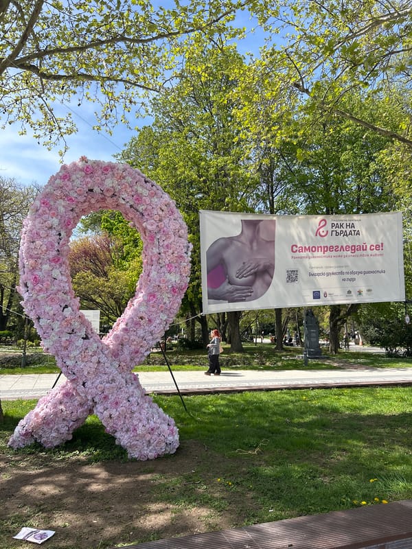 Spring morning park scenes documented across Plovdiv, Bulgaria