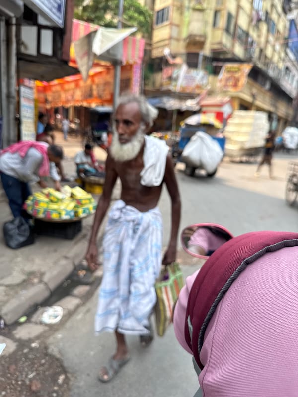 Morning documentation tour through Kolkata's shops and streets