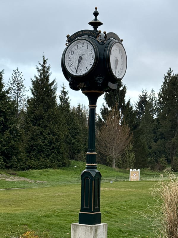 Spring afternoon scenes documented across Burnaby golf course and parks