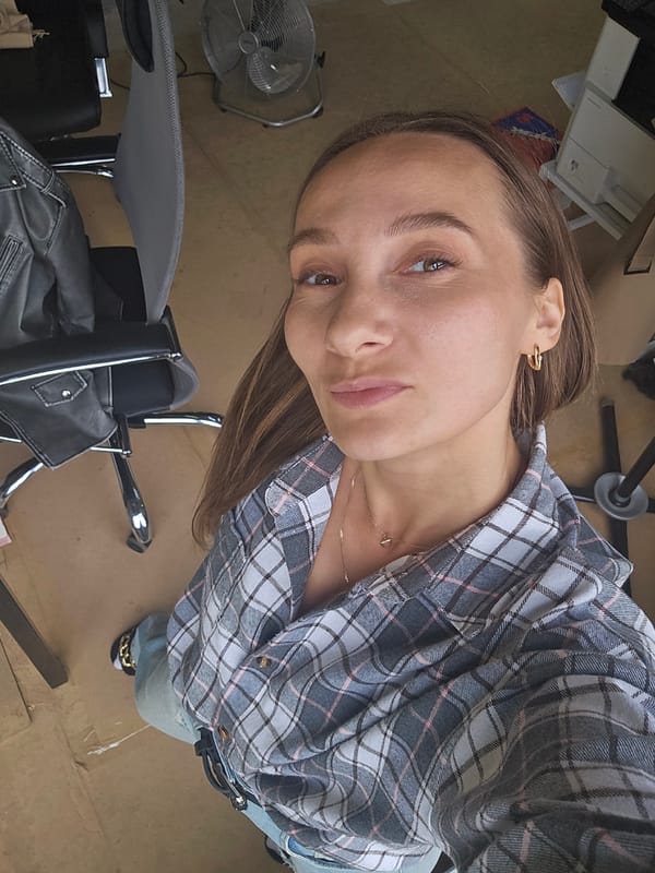 Woman's ordinary office moments captured in Chaikovsky workplace