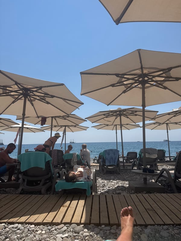 Beach, pool, and lunch: a resort morning in Kemer