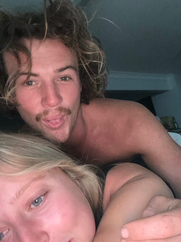 Couple's playful late-night photo session documented in Bulli