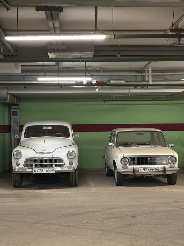 Vintage cars spotted in Ryazan indoor parking facility