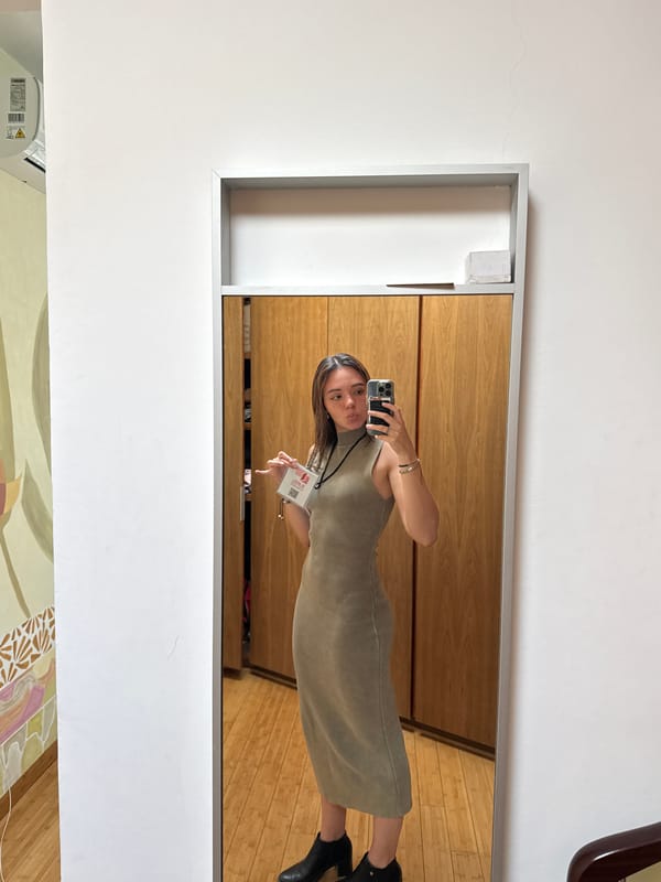 Woman takes mirror selfies in dress in Mexico