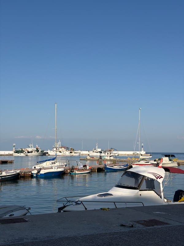 Quiet morning at Nea Kallikratia's small harbor