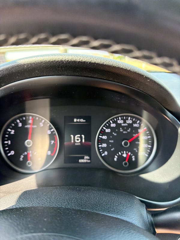Vehicle clocked at 161 km/h near Santiago Atzitzihuacán
