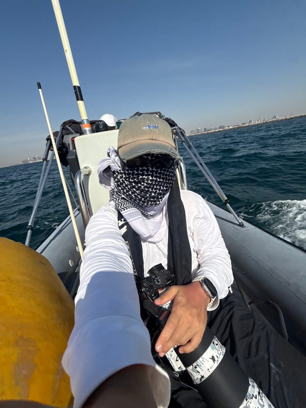 Man with camera spotted on inflatable boat near Deira