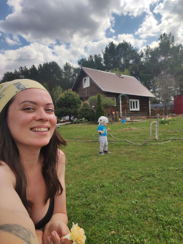 Morning playtime captured in rural Russia under sunny skies