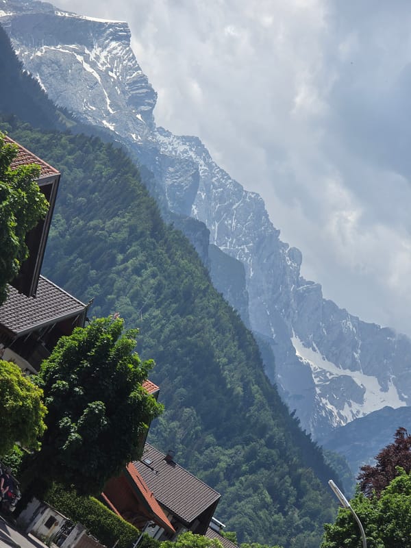 Witness documents Alpine town scenery in Garmisch-Partenkirchen