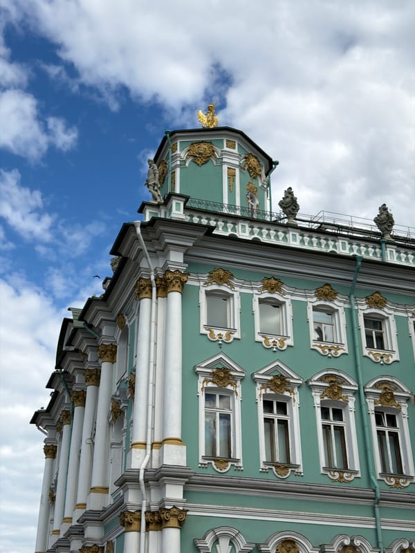 Morning around Palace Square and the Winter Palace, Saint Petersburg