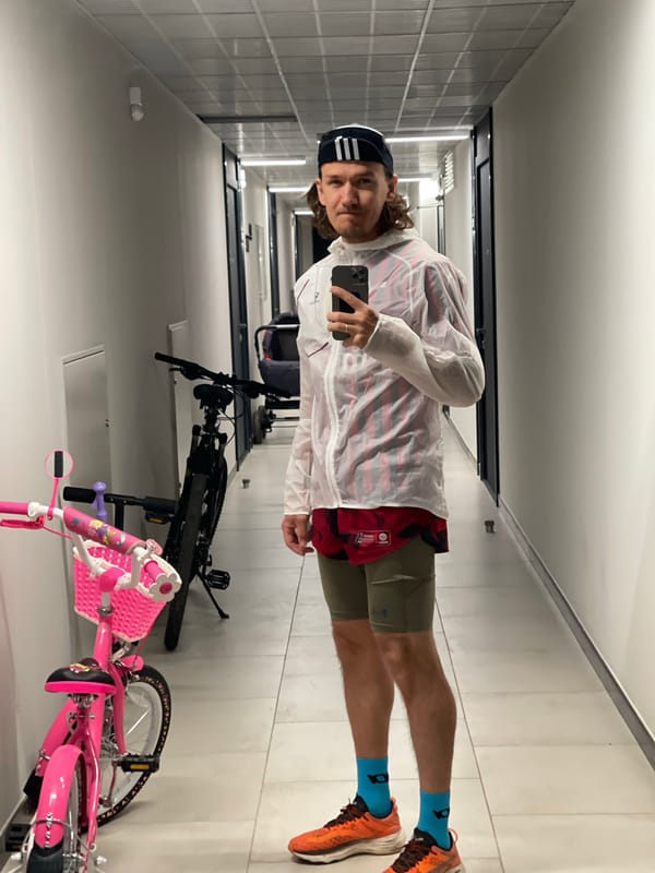 Early morning routine documented in Izhevsk apartment building