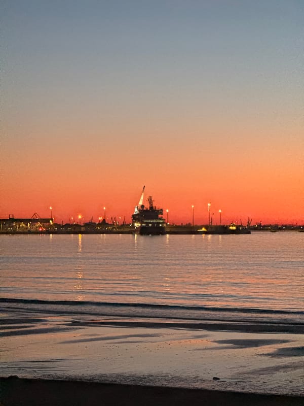 Sunset observed along Tallinn shoreline April 21