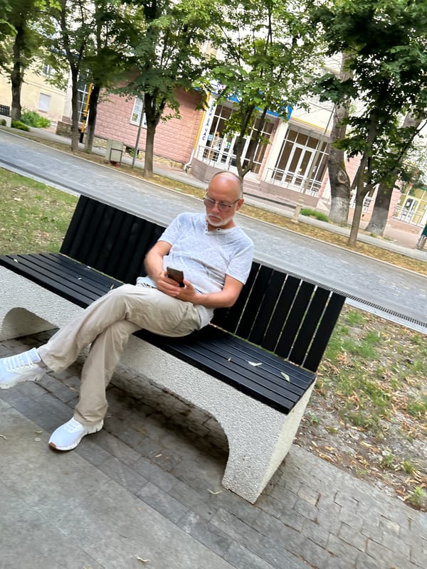 Summer morning on the Gelendzhik waterfront promenade