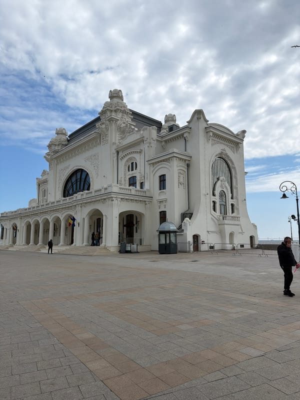 Morning pedestrian activity documented at Constanța Casino waterfront promenade