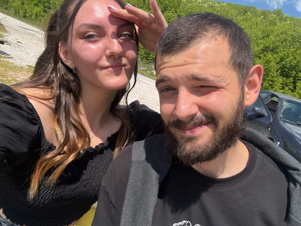 Couple documents hour-long photo session in Bulgarian countryside