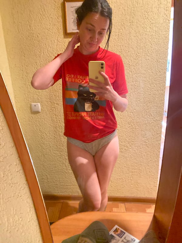Casual morning at home with selfies and a baby