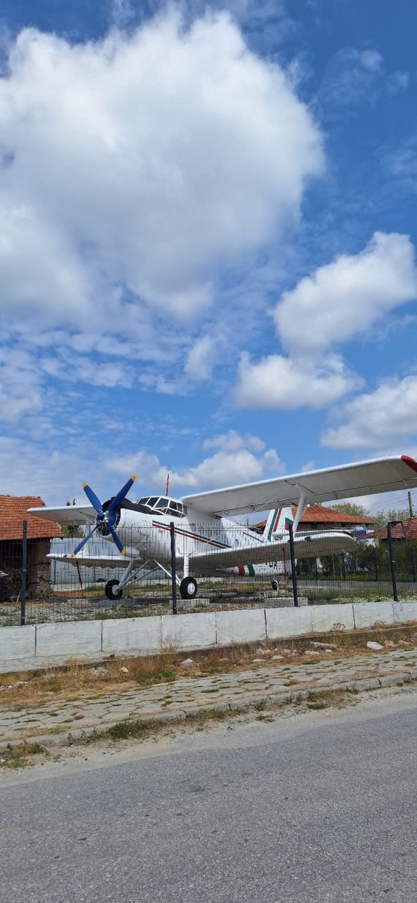 Vintage Aircraft Display Documented in Kapatovo, Bulgaria