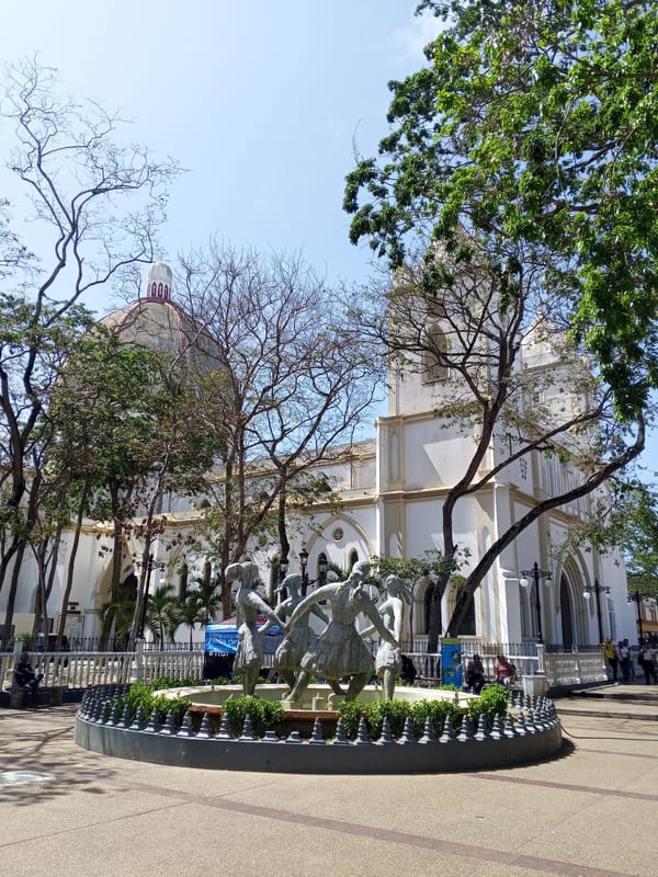 Sunny afternoon street life documented in Porlamar, Venezuela