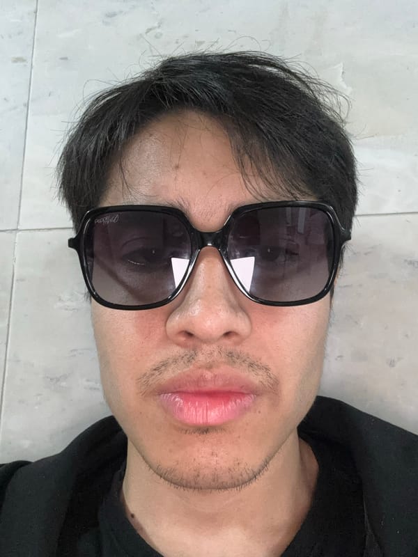 Unrelated spiral staircase and text images captured in São Paulo