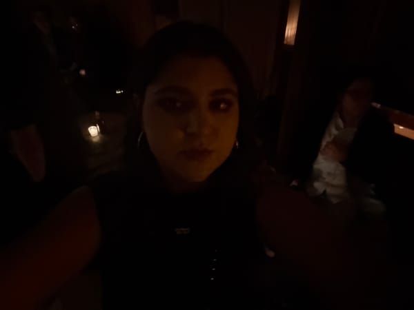 Morning DJ set observed at Mexico City venue