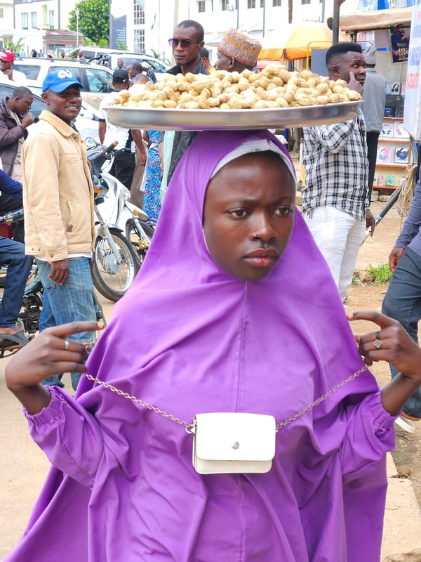 Street life and military presence on Nigerian roads