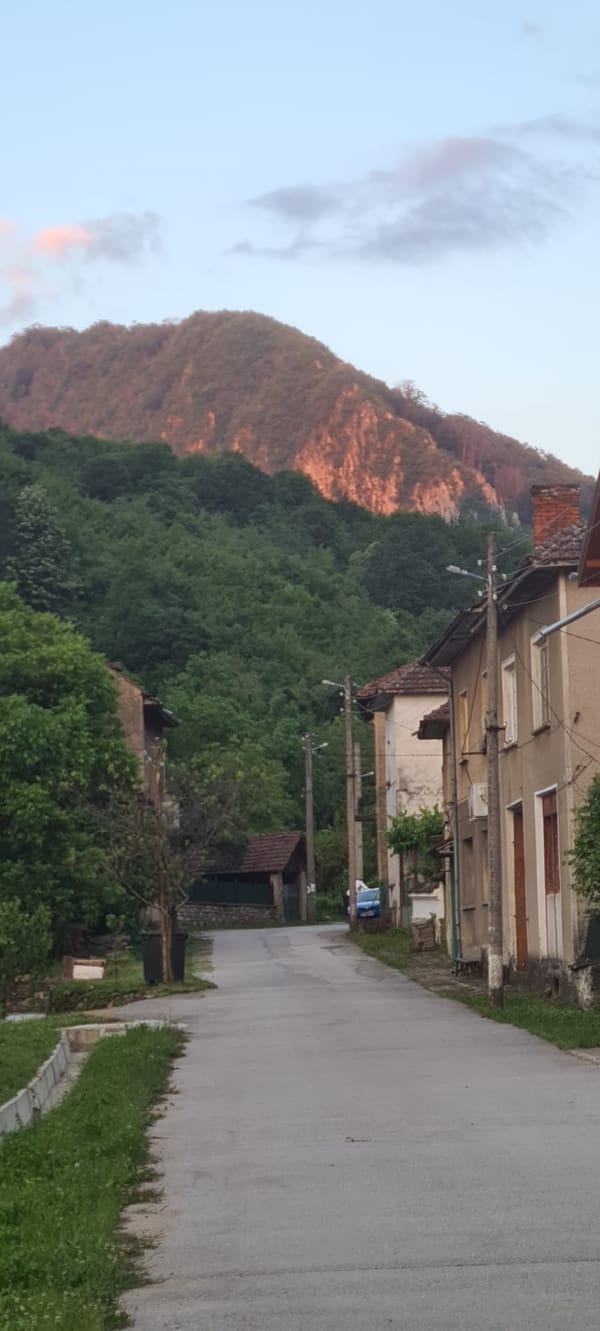 Evening photography session captures rural Bulgarian village scenes