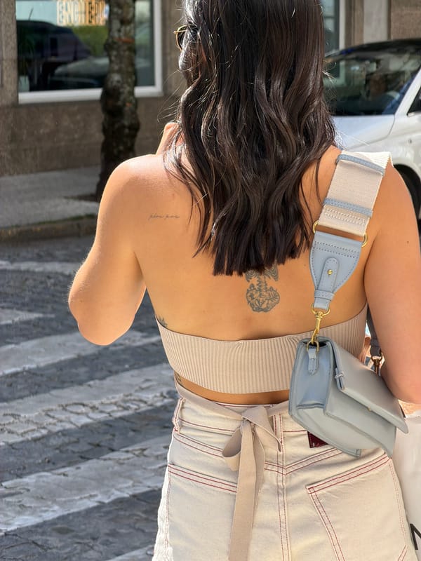 Street style close-ups in Santiago de Compostela