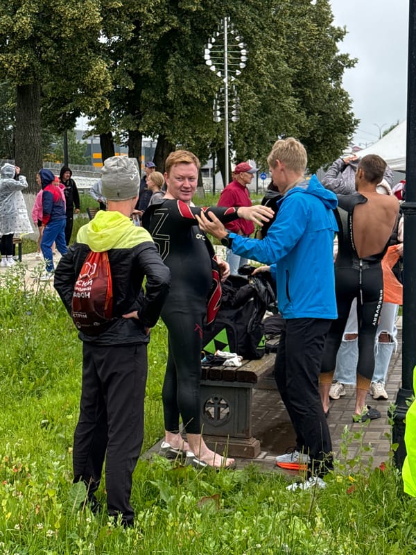 Wetsuit crowd assembles for outdoor sporting event in Votkinsk