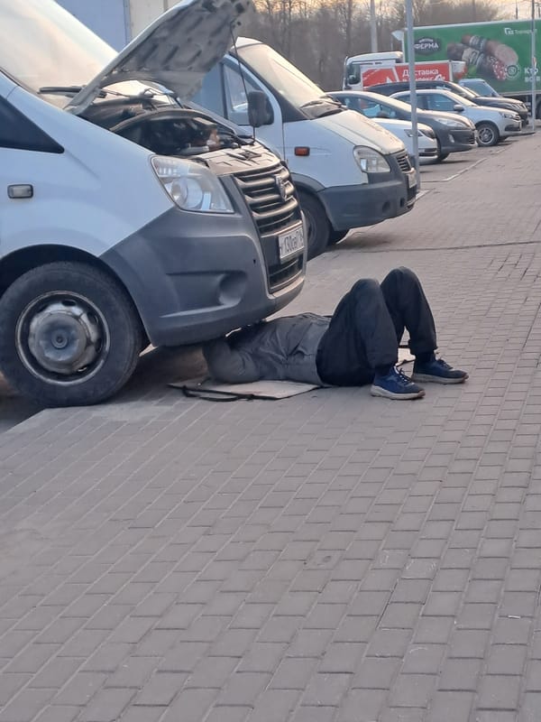 Spring afternoon street scenes observed in Elektrostal, Russia