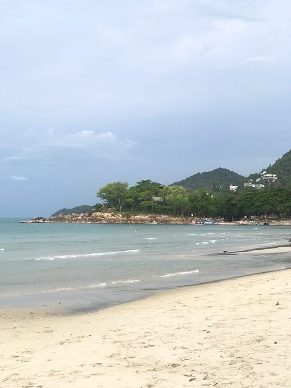 Witness documents quiet morning scenes in Baan Chaweng beach resort