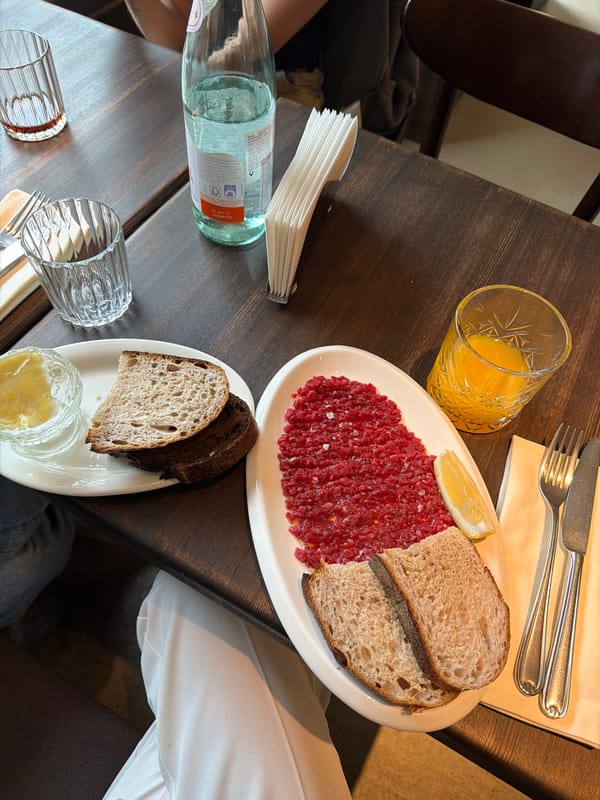 Moscow diner enjoys steak tartare lunch at local restaurant